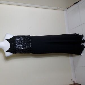 AIDAN MATTOX Black Beaded Bodice Sleeveless Formal Gown Size 6